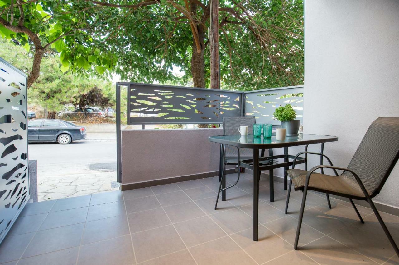 Mr & Mrs K Lofts Potos Exterior foto